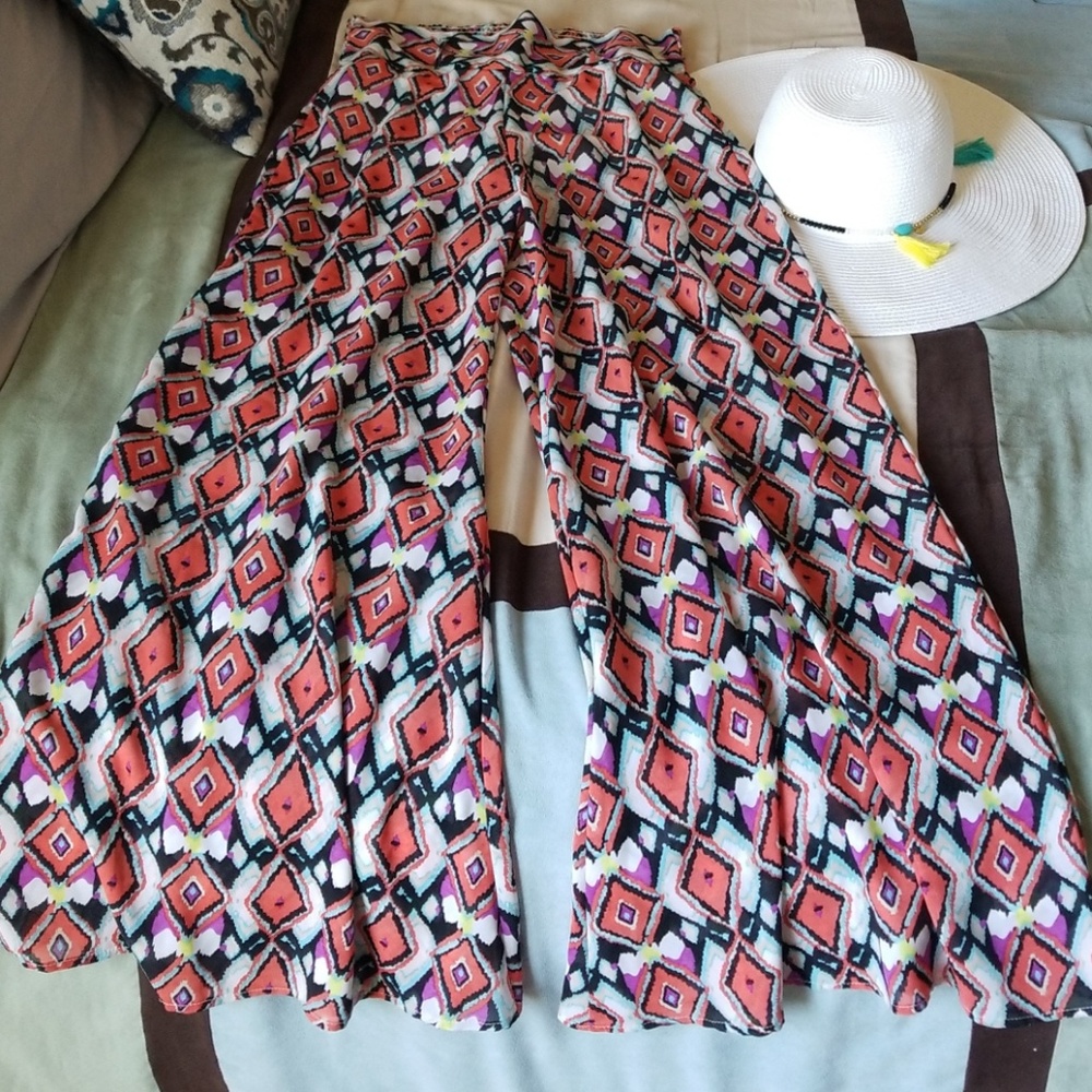 Flowy Pants - Picture 2 of 4